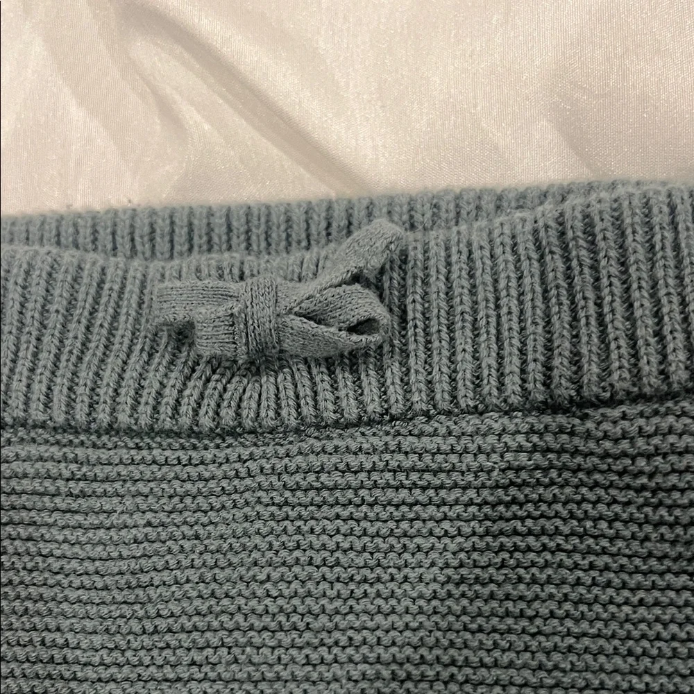 Cozy Knit Baby Sweater and Pants Set Size 9months